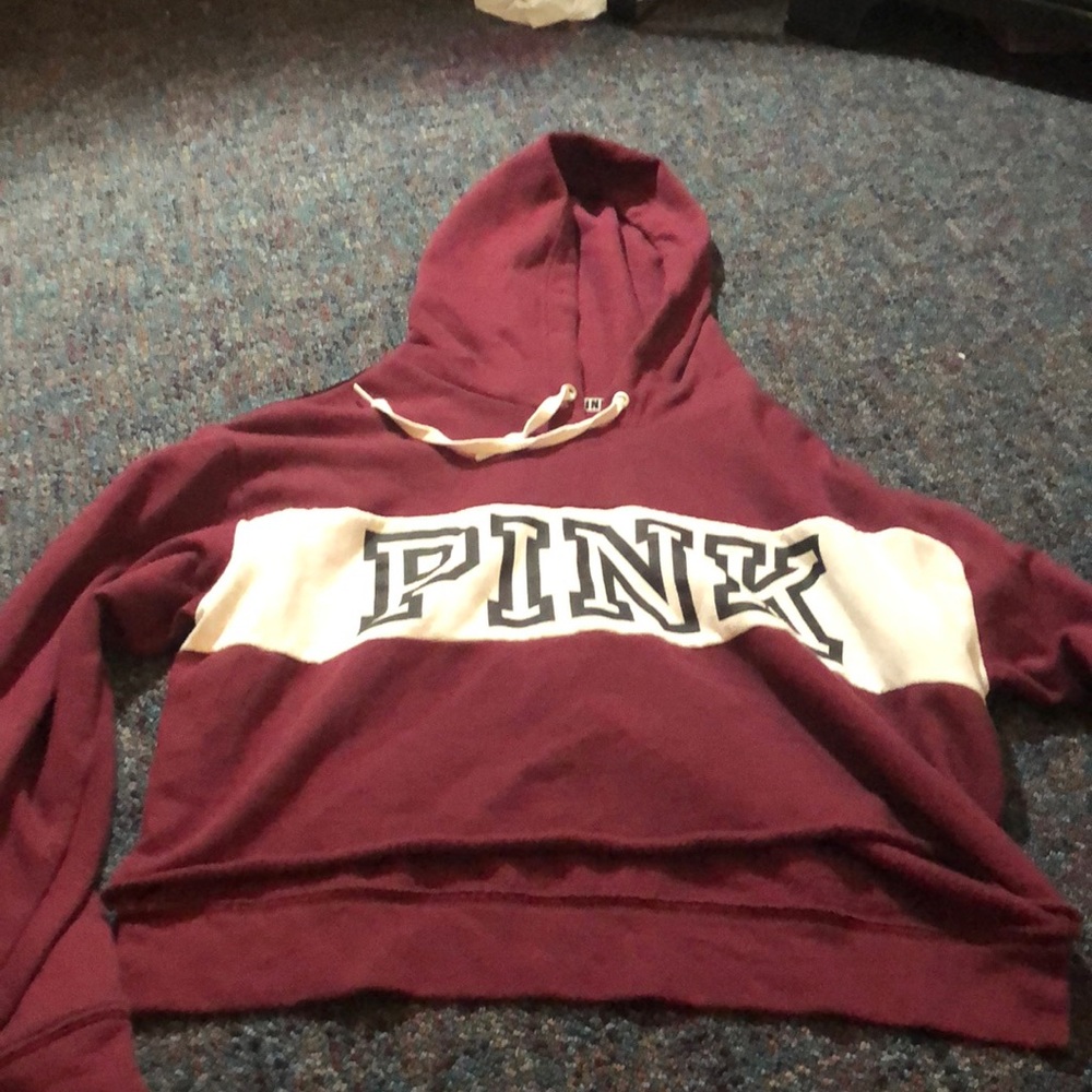 pink long sleeve crop top